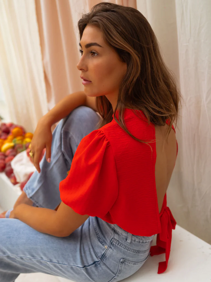 Lorena™ | Den Korta Blusen
